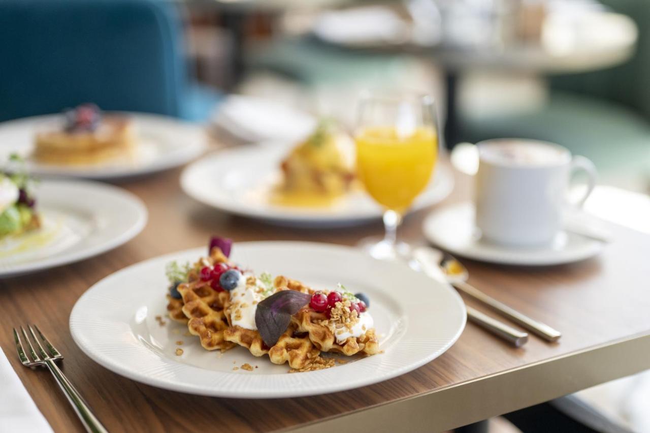 Renaissance Porto Lapa Hotel Екстер'єр фото A breakfast at the hotel