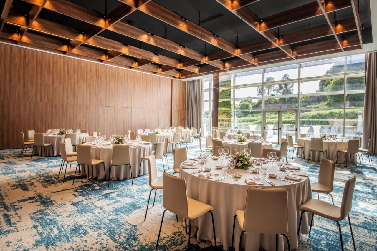 Renaissance Porto Lapa Hotel Екстер'єр фото The Riverbank